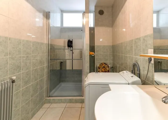 Appartement Très Spacieux- Vue Imprenable Sur Le *