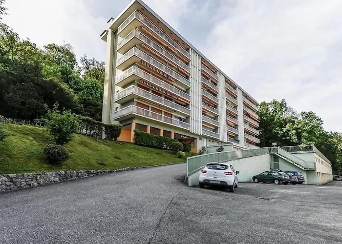 Tres Spacieux- Vue Imprenable Sur Le *